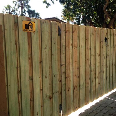 Coconut Creek wood fence installation