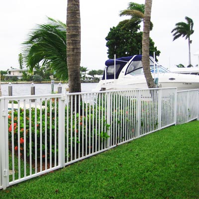 Hollywood aluminum fence installation