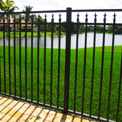Boca Raton aluminum fence installation